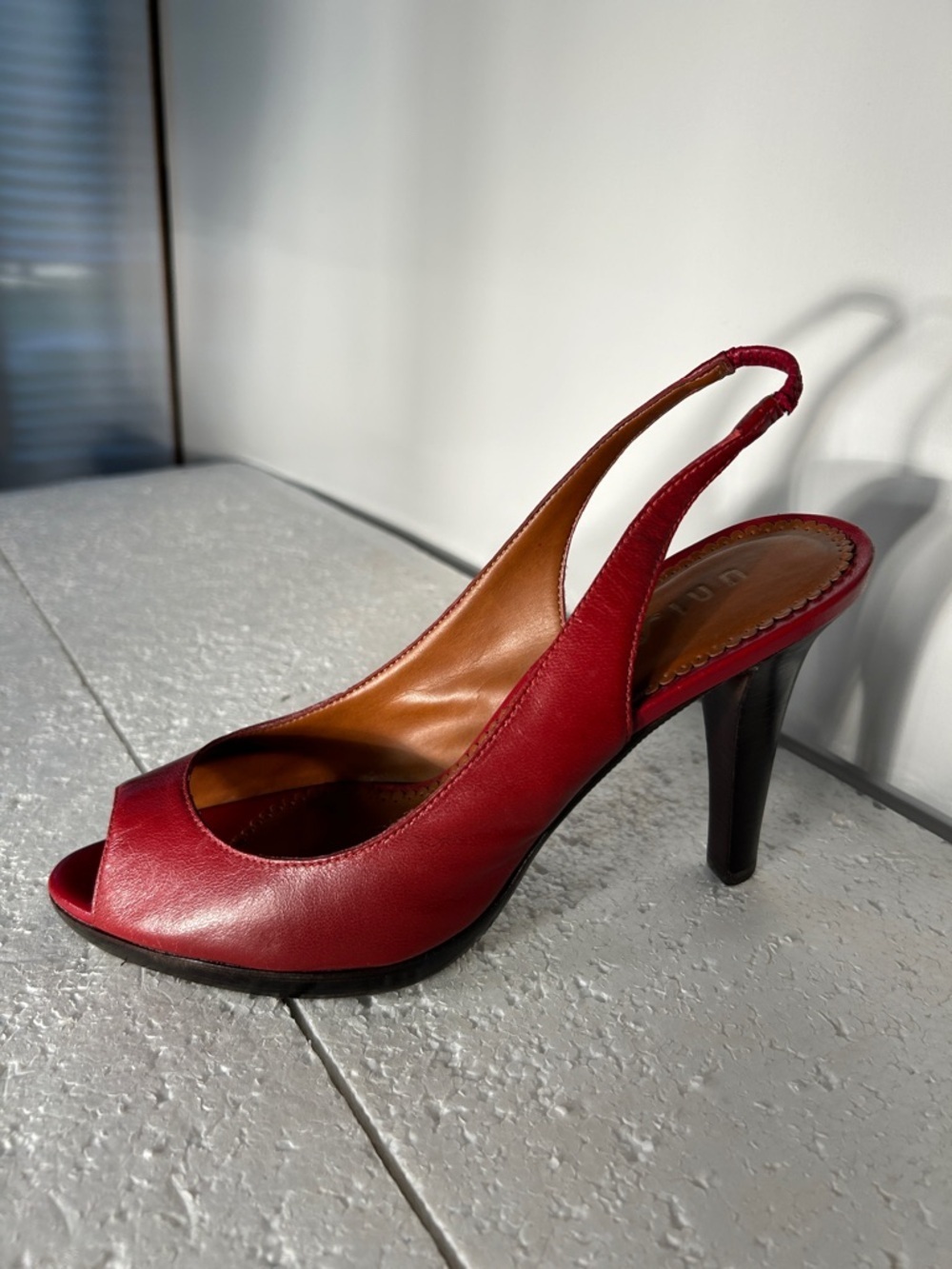 Unisa SZ 8.5 Deca Red Leather Slingback Mules Dressy Office Party Closet Staple